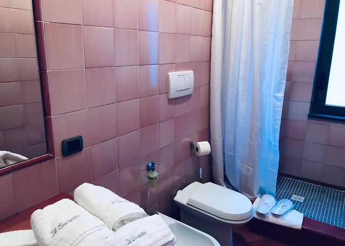 Il Saretto 4* סרנו